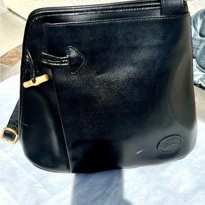 Longchamp Black Leather Zip Closure Crossbody Bay